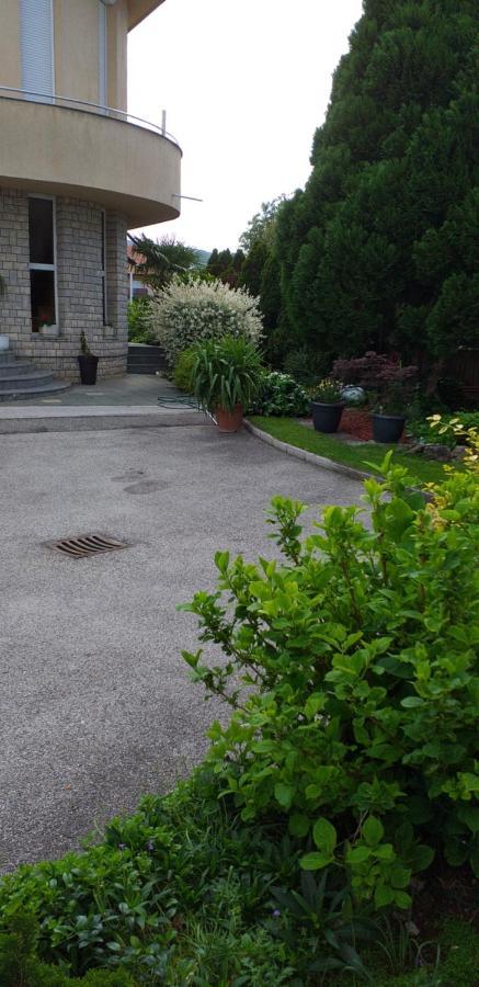Vila Ava Zaprešić Exteriör bild
